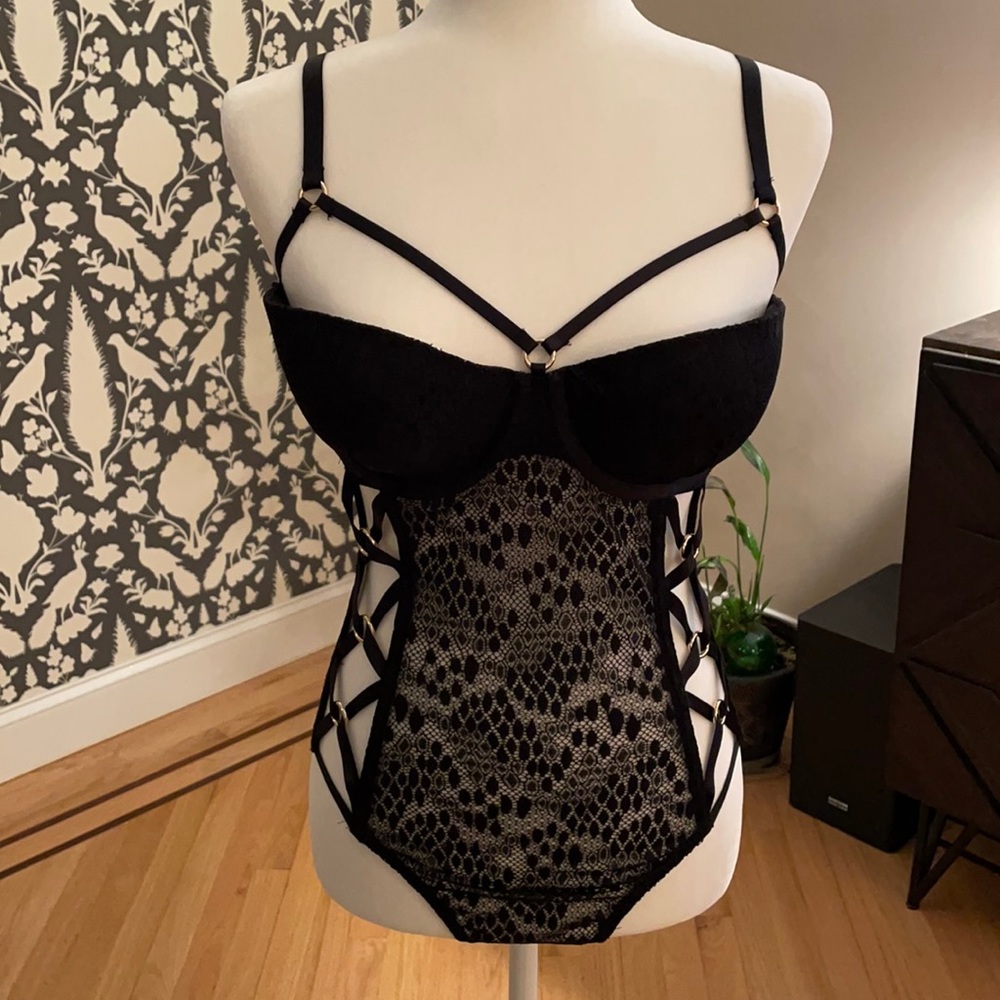 Victoria Secret sexy teddy